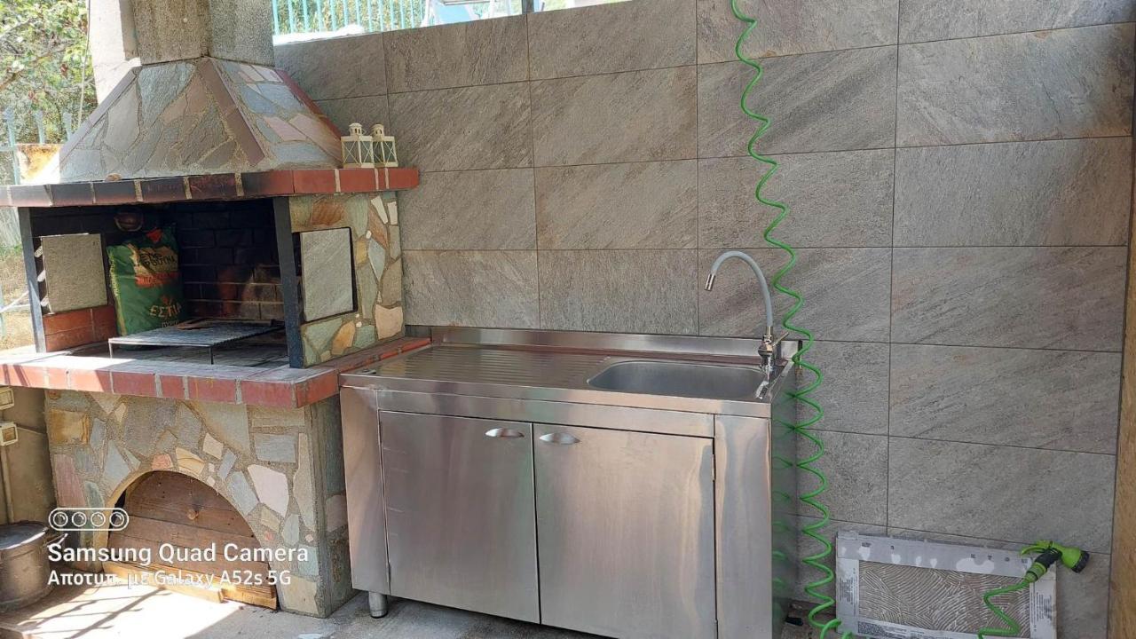 Menta Apartment Nea Iraklitsa Luaran gambar