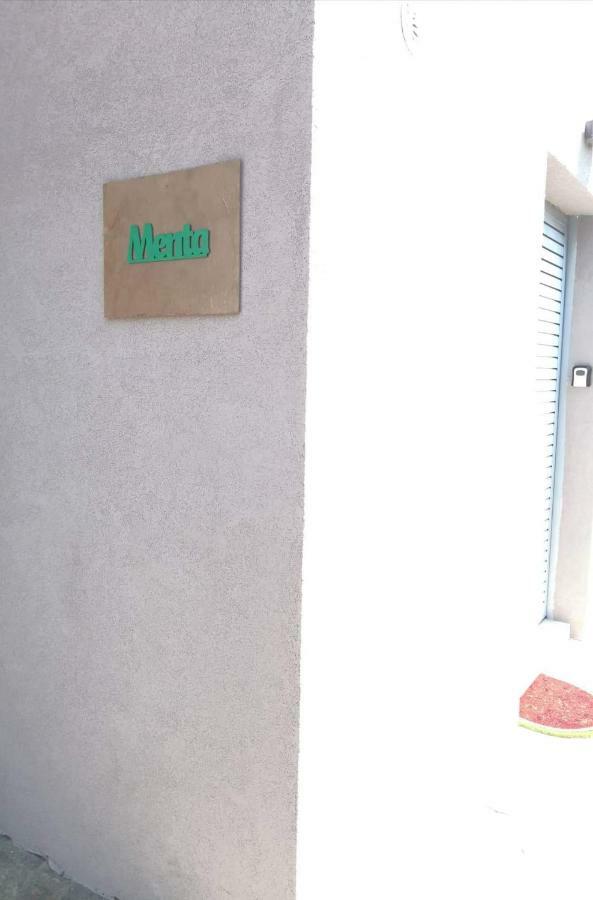 Menta Apartment Nea Iraklitsa Luaran gambar