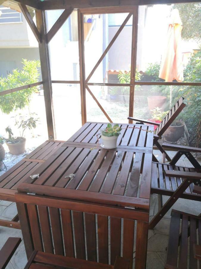 Menta Apartment Nea Iraklitsa Luaran gambar